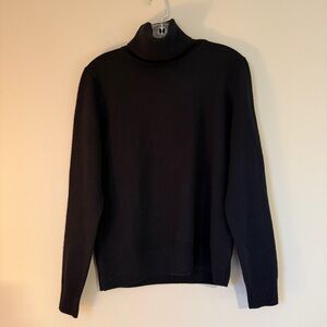 Black 100% cashmere turtleneck sweater L/XL